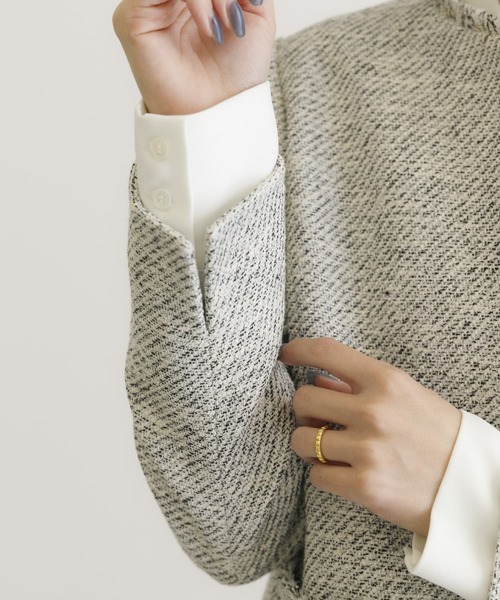 URBAN RESEARCH(アーバンリサーチ)の「ノーカラーフリンジツイードジャケット(ノーカラージャケット・レディース・オフホワイト/ネイビー・38/36)」の5枚目の写真