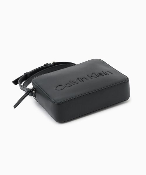 Calvin Klein(カルバン・クライン)の「CK セット カメラバッグ(ボディバッグ/ウエストポーチ・レディース・ブラック/イエロー・FREE)」の5枚目の写真