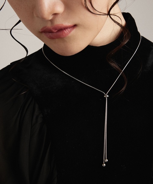 CENE（セネ）の「【CENE】セネ/ ドットロングネックレス（ネックレス・レディース・シルバー/ゴールド・FREE）」の4枚目の写真