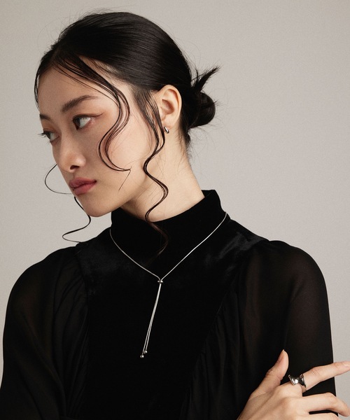 CENE（セネ）の「【CENE】セネ/ ドットロングネックレス（ネックレス・レディース・シルバー/ゴールド・FREE）」の5枚目の写真