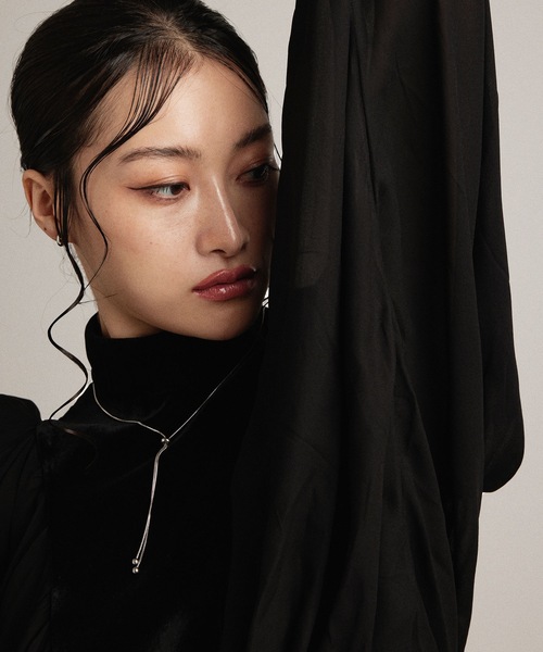 CENE（セネ）の「【CENE】セネ/ ドットロングネックレス（ネックレス・レディース・シルバー/ゴールド・FREE）」の3枚目の写真