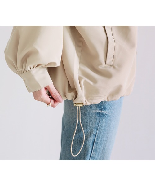 reca（レカ）の「裾ドロストマウンテンパーカー（マウンテンパーカー・レディース・ベージュ/ブラック/アイボリー/ライトベージュ/カーキ・FREE）」の9枚目の写真