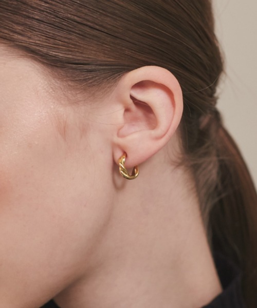 ciite' surgical stainless(シーテサージカルステンレス)の「【 金属アレルギー対応 】 ねじりピアス サージカルステンレス 316L(ピアス(両耳用)・レディース・ゴールド/シルバー・FREE)」の1枚目の写真