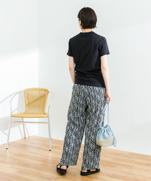 HANES（ヘインズ）の「『別注』HANES×URBAN RESEARCH　2P Crew Neck T-shirts（Tシャツ/カットソー・レディース・ホワイト系その他/ブラック系その他・FREE）」の8枚目の写真