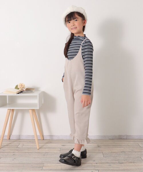 ikka(イッカ)の「裾フリルキャミサロペット(120~160cm)(サロペット/オーバーオール・キッズ・ライトグレー/ブラック・120/130/140/150/160)」の3枚目の写真
