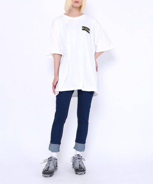 PUNYUS（プニュズ）の「VIDEOビッグＴシャツ（Tシャツ/カットソー・レディース・ブラック/ホワイト・4/3）」の18枚目の写真