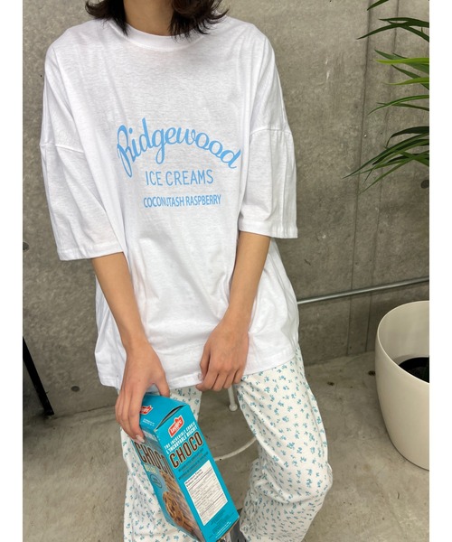 WC(ダブル シー)の「アーチロゴビッグTシャツ(Tシャツ/カットソー・レディース・ピンク/ホワイト/ネイビー・FREE)」の4枚目の写真