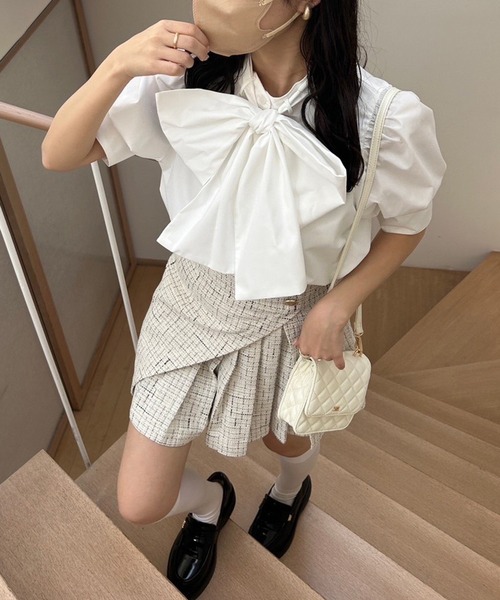 one after another NICE CLAUP(ワンアフターアナザーナイスクラップ)の「【WEB限定】N刺繍ボウタイブラウス(シャツ/ブラウス・レディース・ホワイト/ピンク系その他/サックスブルー・FREE)」の6枚目の写真
