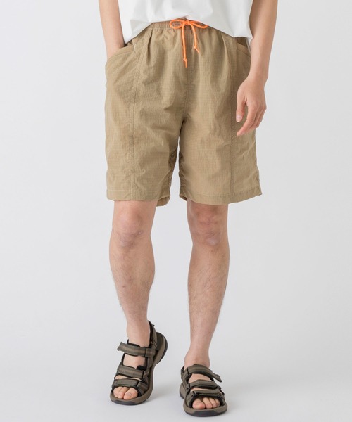 L.L.Bean(エルエルビーン)の「【JAPAN EDITION】ビーンズ・プルオン・ショーツ ジャパン・フィット(その他パンツ・メンズ・ベージュ/ロイヤルブルー/コーラルピンク/ブラック/ブルーグリーン・SMALL/MEDIUM/LARGE)」の1枚目の写真