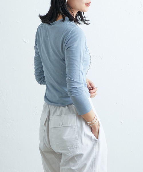 SHENERY（シーナリー）の「シンプルロンTee（Tシャツ/カットソー・レディース・ベージュ/オフホワイト/ブルー/ブラック・FREE）」の16枚目の写真