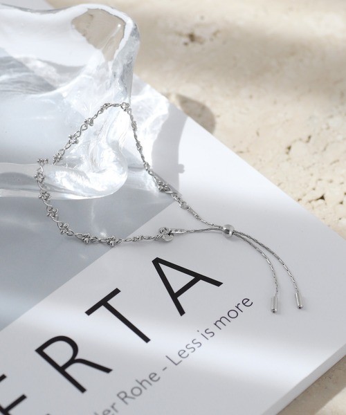 ANEMONE（アネモネ）の「ループタイチェーンブレスレット（ブレスレット・レディース・シルバー/ゴールド・FREE）」の2枚目の写真