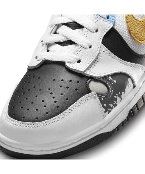 NIKE（ナイキ）の「ナイキ ダンク HIGH LX ウィメンズシューズ / Nike Dunk High LX Women's Shoes（スニーカー・レディース・ブラック・24.5/26/29/25.5/25/22.5/23.5/28/26.5/23/24/28.5/27/22/27.5）」の7枚目の写真