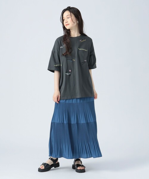 BEAMS HEART（ビームスハート）の「ケシプリーツ ティアードスカート（スカート・レディース・ネイビー/ブラウン系その他3/オリーブ/ブルー系その他/ブルー/グリーン系その他5・FREE）」の12枚目の写真