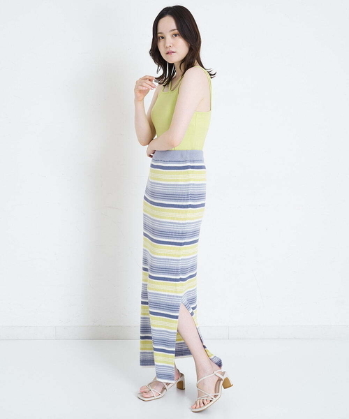 A de a.v.v（アードアー・ヴェ・ヴェ）の「テレコキャミ（Tシャツ/カットソー・レディース・ブラック/イエロー/パープル・39）」の4枚目の写真