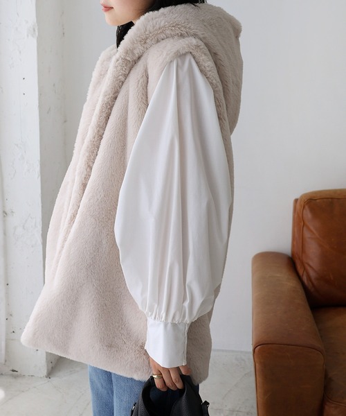 andme（アンドミー）の「【新色追加】フーディファーベスト（ベスト・レディース・アイボリー/モカ/チャコールグレー/ベージュ/グレー系その他・F(M)）」の9枚目の写真