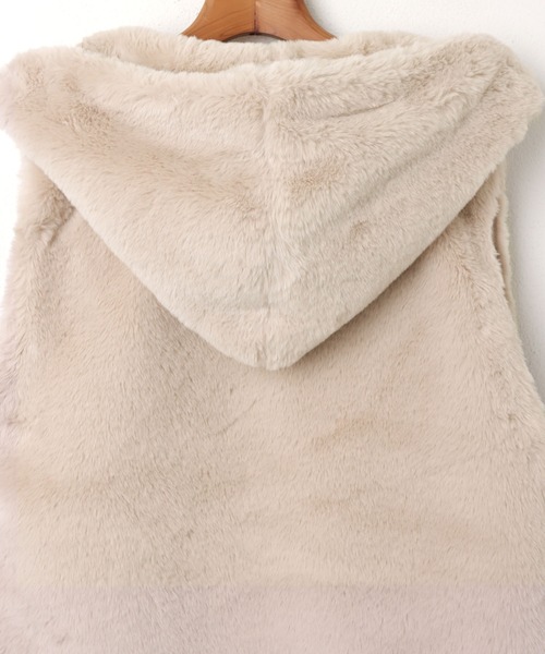 andme（アンドミー）の「【新色追加】フーディファーベスト（ベスト・レディース・アイボリー/モカ/チャコールグレー/ベージュ/グレー系その他・F(M)）」の12枚目の写真