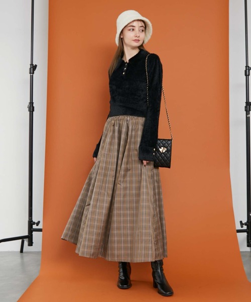 archives（アルシーヴ）の「フェザークラシカルポロニット（ニット/セーター・レディース・アイボリー/ブラック/ピンクベージュ/ブルー・MEDIUM）」の20枚目の写真