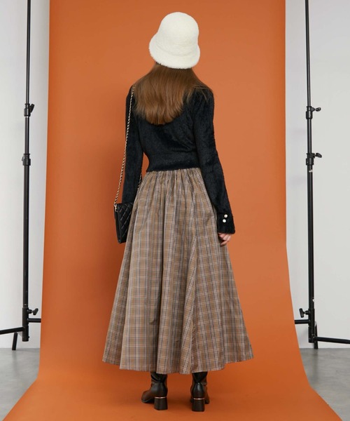 archives（アルシーヴ）の「フェザークラシカルポロニット（ニット/セーター・レディース・アイボリー/ブラック/ピンクベージュ/ブルー・MEDIUM）」の22枚目の写真