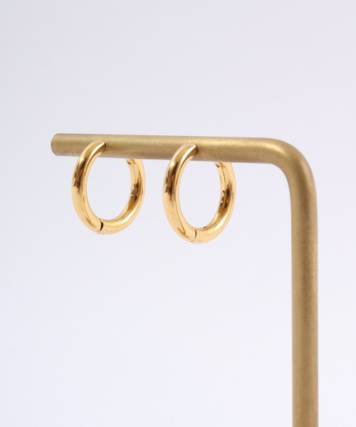 FUNALIVE（ファンアライブ）の「JON ステンレスフープピアス シンプル（ピアス（両耳用）・メンズ・シルバー/ブラック/ゴールド・FREE）」の10枚目の写真