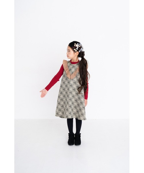 nino(ニノ)の「ななめハートジャガードジャンパースカート(ジャンパースカート・キッズ・ベージュ・110cm/100cm/120cm)」の4枚目の写真