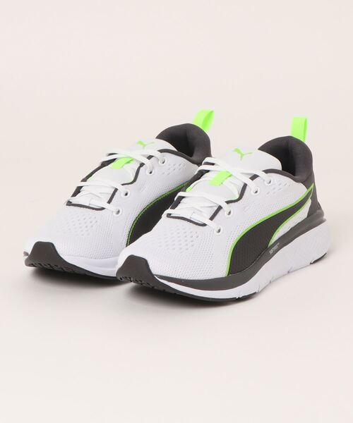 PUMA(プーマ)の「《PUMA》SOFTRIDE PRO エコー(スニーカー・メンズ・ホワイト×ブラック/ブラック/グレー・24.0cm/26.5cm/25.5cm/26.0cm/25.0cm/28.0cm/27.5cm/23.5cm/24.5cm/27.0cm/23.0cm/22.5cm)」の2枚目の写真