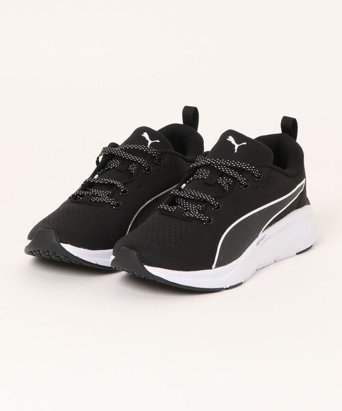 PUMA(プーマ)の「《PUMA》SOFTRIDE PRO エコー(スニーカー・メンズ・ホワイト×ブラック/ブラック/グレー・24.0cm/26.5cm/25.5cm/26.0cm/25.0cm/28.0cm/27.5cm/23.5cm/24.5cm/27.0cm/23.0cm/22.5cm)」の3枚目の写真