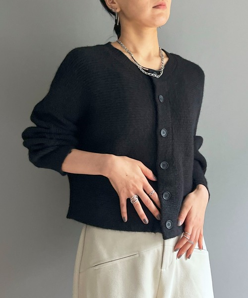 Jewelobe(ジュエローブ)の「ドルマンショートニットカーディガン(カーディガン/ボレロ・レディース・グレー/ピンク/ホワイト/パープル/ブラック・FREE)」の16枚目の写真