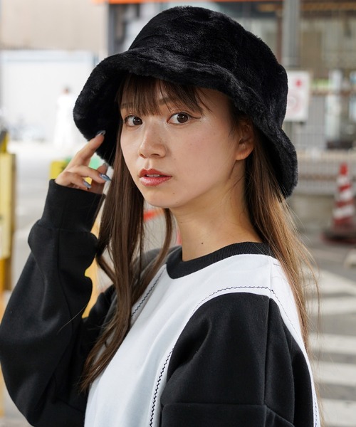 パール付きファーバケットハット