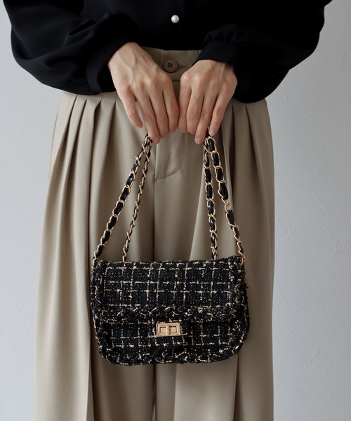 BLUEEAST(ブルーイースト)の「2WAYツイードチェーンショルダーバッグ(ショルダーバッグ・レディース・ホワイト/ブラック・FREE)」の7枚目の写真