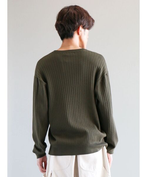 CRAFT STANDARD BOUTIQUE(クラフトスタンダードブティック)の「ワイドリブクルーネックニットプルオーバー(ニット/セーター・メンズ・カーキ/ブラック/ライトグレー/アイボリー・L/XL/M)」の9枚目の写真