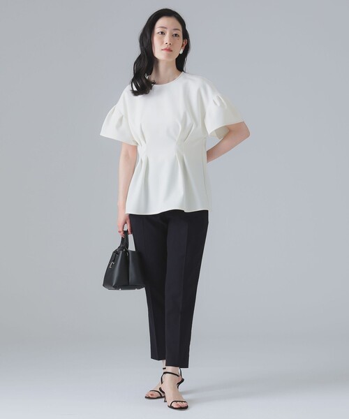 Room no.8(ルームエイト)の「ROOM NO.8 BLACK / タッキング ブラウス(シャツ/ブラウス・レディース・オフホワイト・ONE SIZE)」の6枚目の写真