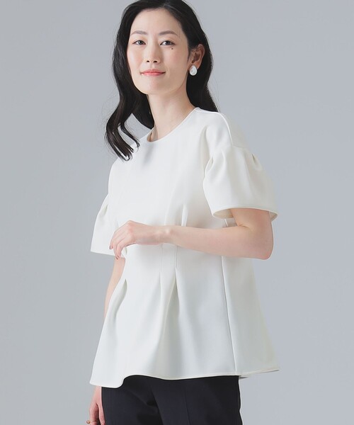 Room no.8(ルームエイト)の「ROOM NO.8 BLACK / タッキング ブラウス(シャツ/ブラウス・レディース・オフホワイト・ONE SIZE)」の10枚目の写真