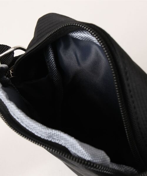 STYLEBLOCK(スタイルブロック)の「ミニショルダーバッグ(ショルダーバッグ・レディース・ベージュ/ピンク/イエロー/ブルー/パープル/ホワイト/レッド/ブラック・FREE)」の11枚目の写真