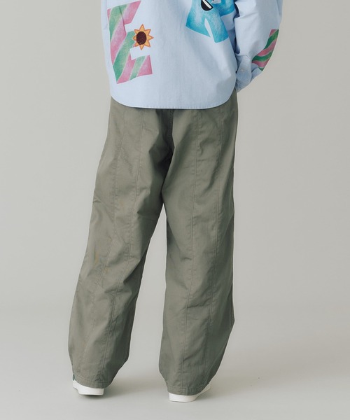 XLARGE(エクストララージ)の「PANELED WIDE CHINO PANTS(チノパンツ・メンズ・グレー/オリーブ/ブラック・34inch/32inch/30inch/36inch)」の11枚目の写真