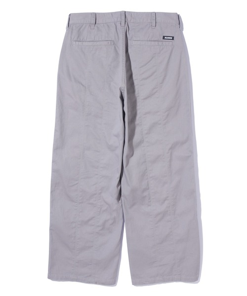 XLARGE(エクストララージ)の「PANELED WIDE CHINO PANTS(チノパンツ・メンズ・グレー/オリーブ/ブラック・34inch/32inch/30inch/36inch)」の21枚目の写真