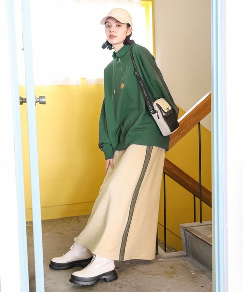 niko and...（ニコアンド）の「裏起毛ハーフZIPプルオーバー（その他トップス・レディース・チャコール/ナチュラル/パープル/グリーン・BIG(L)/SHORT）」の6枚目の写真