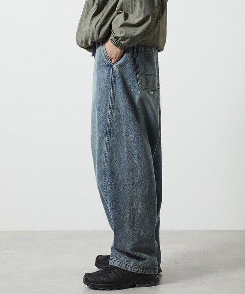 FREAK’S STORE/フリークスストア ワイドシルエット ツイステッド カーブデニムパンツ（デニムパンツ）｜FREAK'S STORE（フリークスストア）