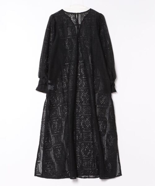 Settimissimo（セッティミッシモ）の「総レース キーネック ボリュームスリーブ ワンピース（ワンピース・レディース・ブラック/アイボリー・FREE）」の7枚目の写真