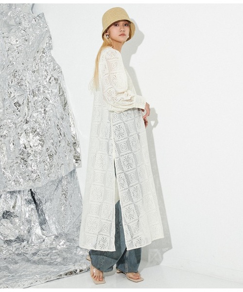 Settimissimo（セッティミッシモ）の「総レース キーネック ボリュームスリーブ ワンピース（ワンピース・レディース・ブラック/アイボリー・FREE）」の3枚目の写真