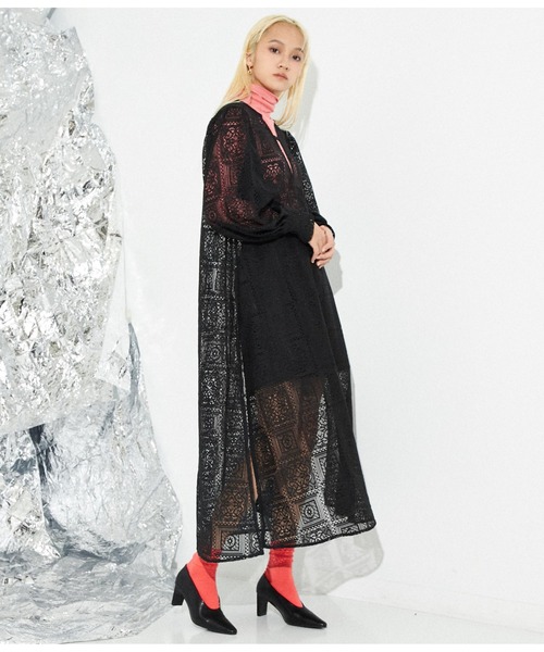 Settimissimo（セッティミッシモ）の「総レース キーネック ボリュームスリーブ ワンピース（ワンピース・レディース・ブラック/アイボリー・FREE）」の16枚目の写真