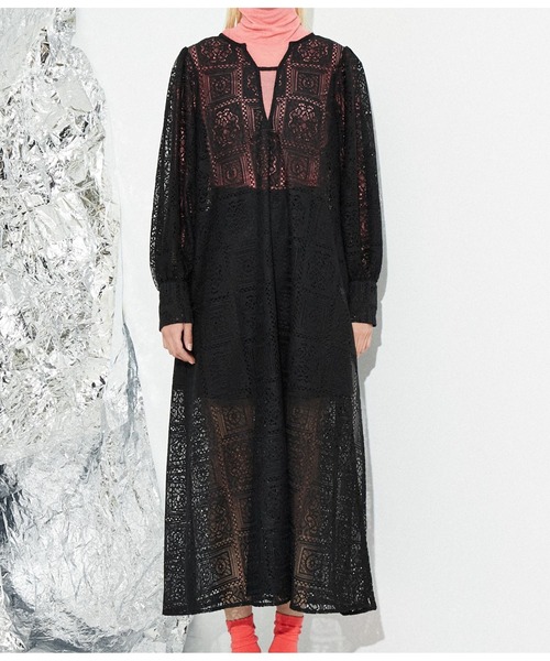 Settimissimo（セッティミッシモ）の「総レース キーネック ボリュームスリーブ ワンピース（ワンピース・レディース・ブラック/アイボリー・FREE）」の12枚目の写真