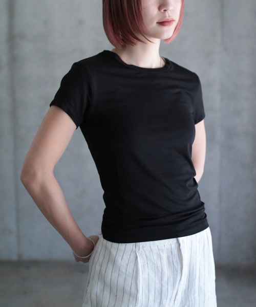 売れ筋商品|||アンナ フィールド カーヴィ Tシャツ レディース トップス Basic T-shirt - maritime blue オープンステッチロゴTシャツ[品番：AZLW0023368]｜AZUL BY