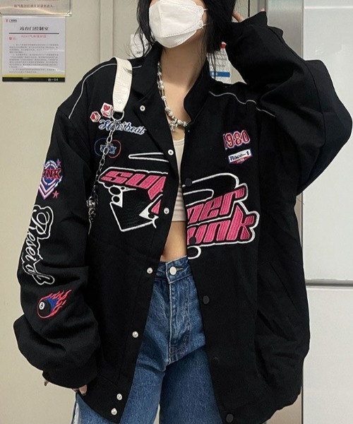 MGV(エムジーヴィー)の「Street Multi-Logo Jacket(ブルゾン・レディース・ブラック/ブルー・MEDIUM/LARGE/X-LARGE)」の7枚目の写真