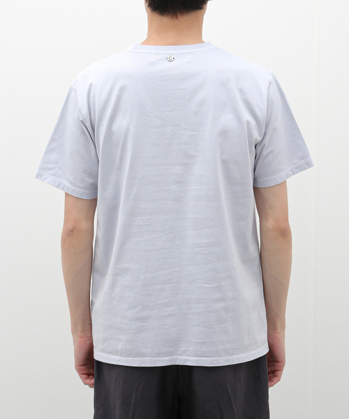 EDIFICE（エディフィス）の「【CALMER / カルメール】別注  ナチュラルダイ  Tシャツ（Tシャツ/カットソー・メンズ・ホワイト/スカイブルー/チャコールグレー・MEDIUM/LARGE）」の7枚目の写真