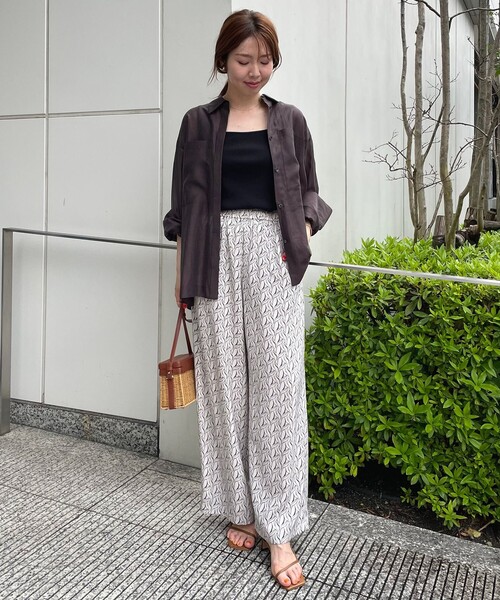 UNFILO(アンフィーロ)の「プリントイージーパンツ(その他パンツ・レディース・アイボリー系5/ブラック系5・X-SMALL/SMALL/MEDIUM/LARGE)」の8枚目の写真