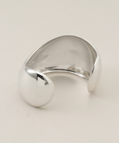 FRAMeWORK（フレームワーク）の「【AGMES/アグメス】JEAN CUFF（バングル/リストバンド・レディース・シルバー・FREE）」の5枚目の写真