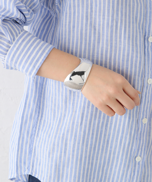 FRAMeWORK（フレームワーク）の「【AGMES/アグメス】JEAN CUFF（バングル/リストバンド・レディース・シルバー・FREE）」の9枚目の写真