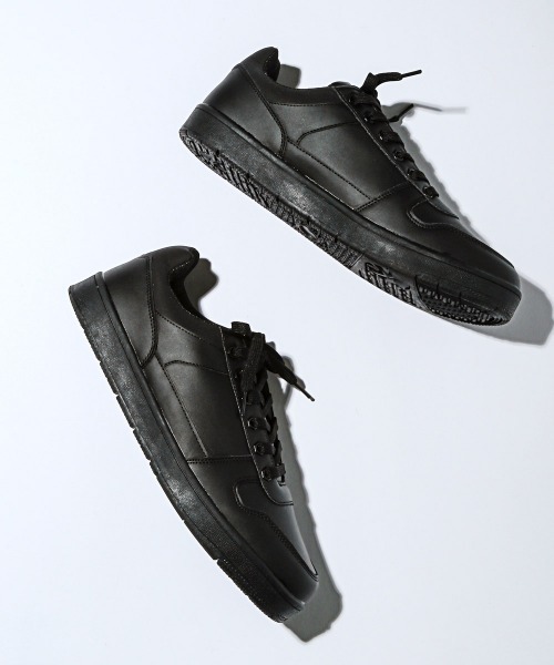 LUXSTYLE(ラグスタイル)の「Bracciano(ブラッチャーノ)防水防滑ローカットスニーカー(スニーカー・メンズ・ホワイト/ブラック×ブラック・26.5/25.5/27/26)」の14枚目の写真