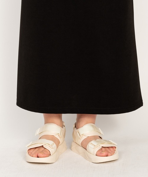 SVEC(シュベック)の「厚底 ベルクロ スポーツサンダル(サンダル・レディース・ブラック/ホワイト・35/36/37/38/39/40)」の11枚目の写真