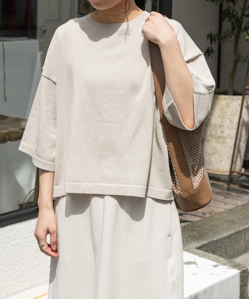 FORK&SPOON(フォークアンドスプーン)の「『WEB/一部店舗限定』FORK&SPOON ペーパーニットTシャツ(ニット/セーター・レディース・ベージュ/ブラック・1)」の2枚目の写真